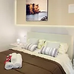 Alexandra Exclusive Apartment