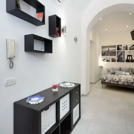 Alexandra Exclusive * ナポリ