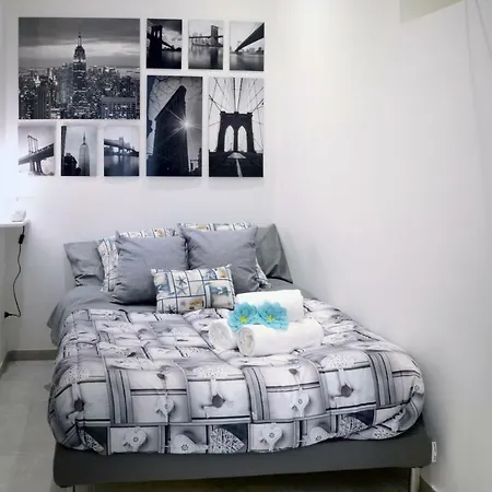 Alexandra Exclusive *